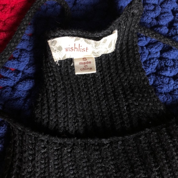 Knitted Crop Top - Picture 4 of 5